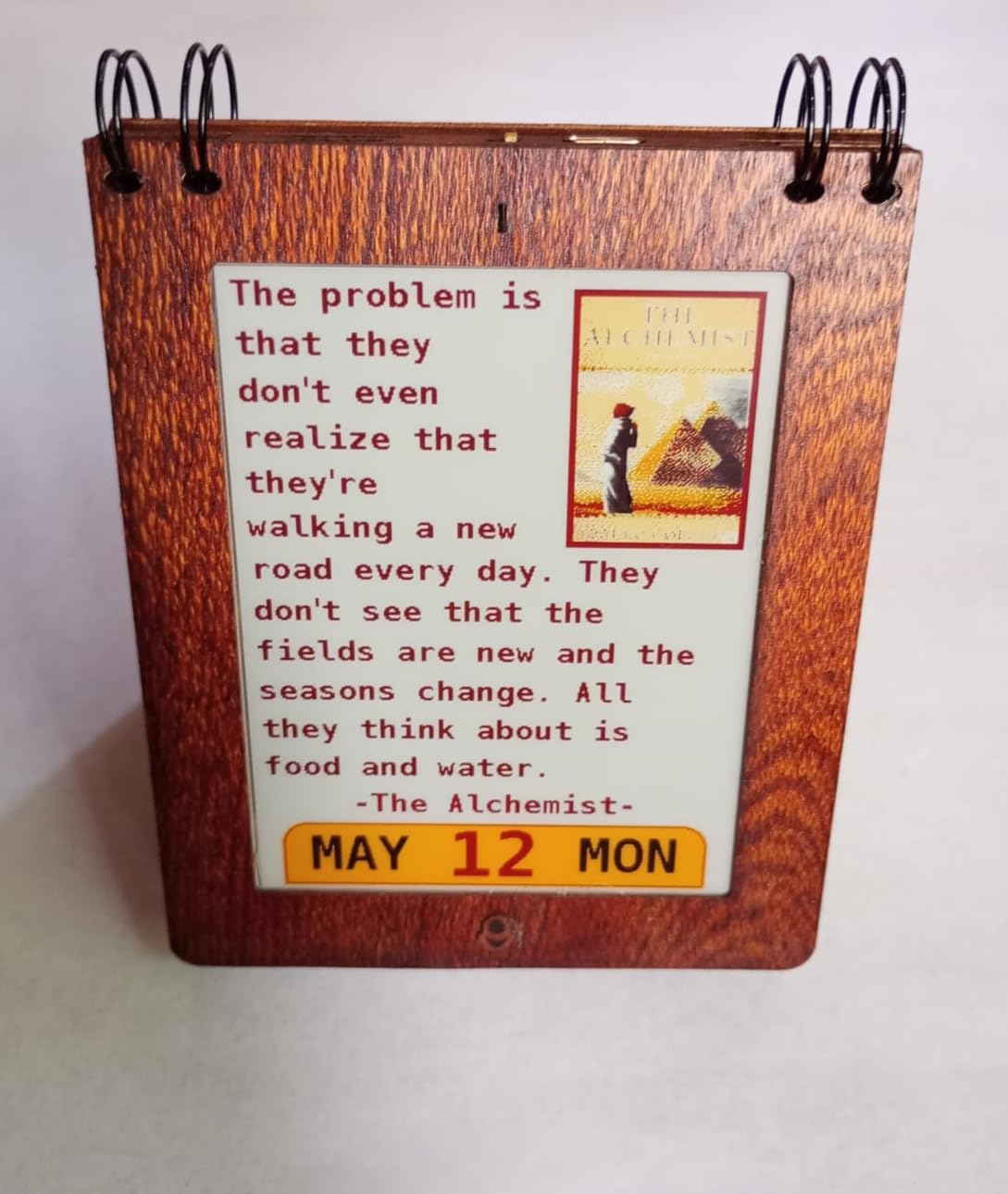 Mana Clue ~ Smart Digital Desk Calendar - Daily inspiration and motivational quotes from topics you love (Control with Android app)