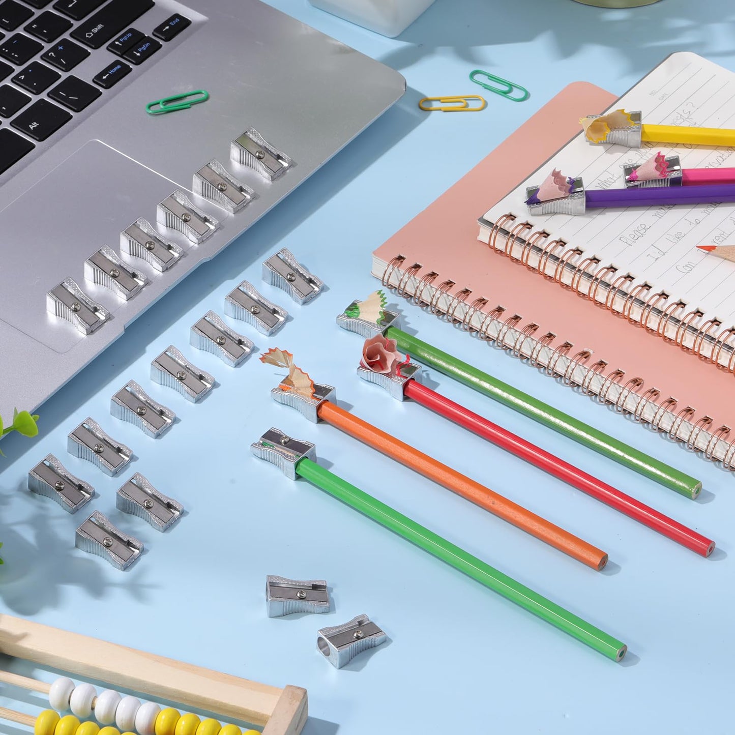 Tenceur 300 Pcs Metal Pencil Sharpeners Bulk Operation Christmas Items Single Hole Handheld Mini Aluminum Pencil Sharpener Alloy Manual Sharpener Bulk for School Office Stationery Classroom Supplies