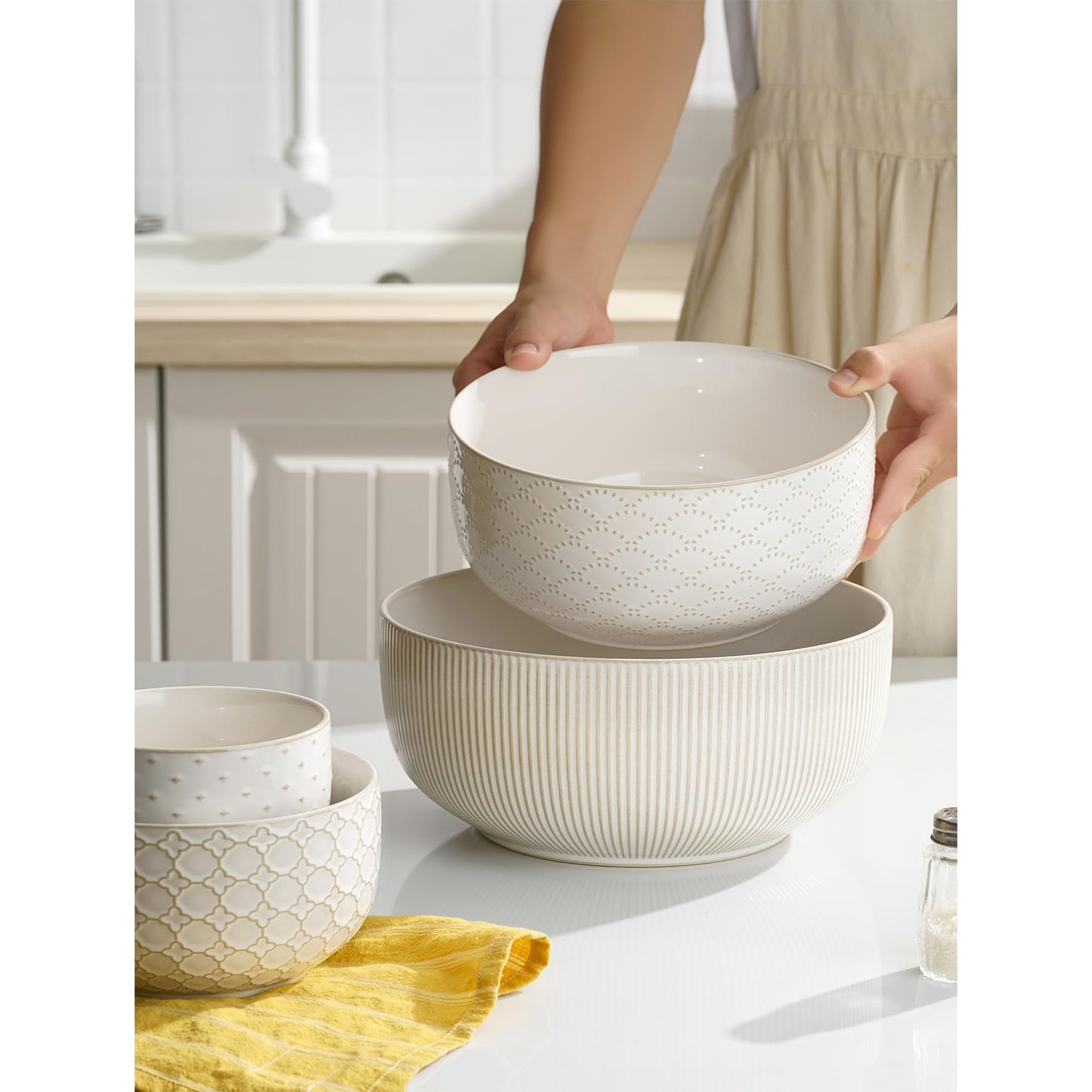 Mikiegy Ceramic Mixing Bowls Set of 4, Nesting Ceramic Embossment Stoneware Mixing Bowls for Cooking, Serving, Popcorn, Salad etc, Microwave & Dishwasher Safe, 20/44/98/145 oz, Off-White