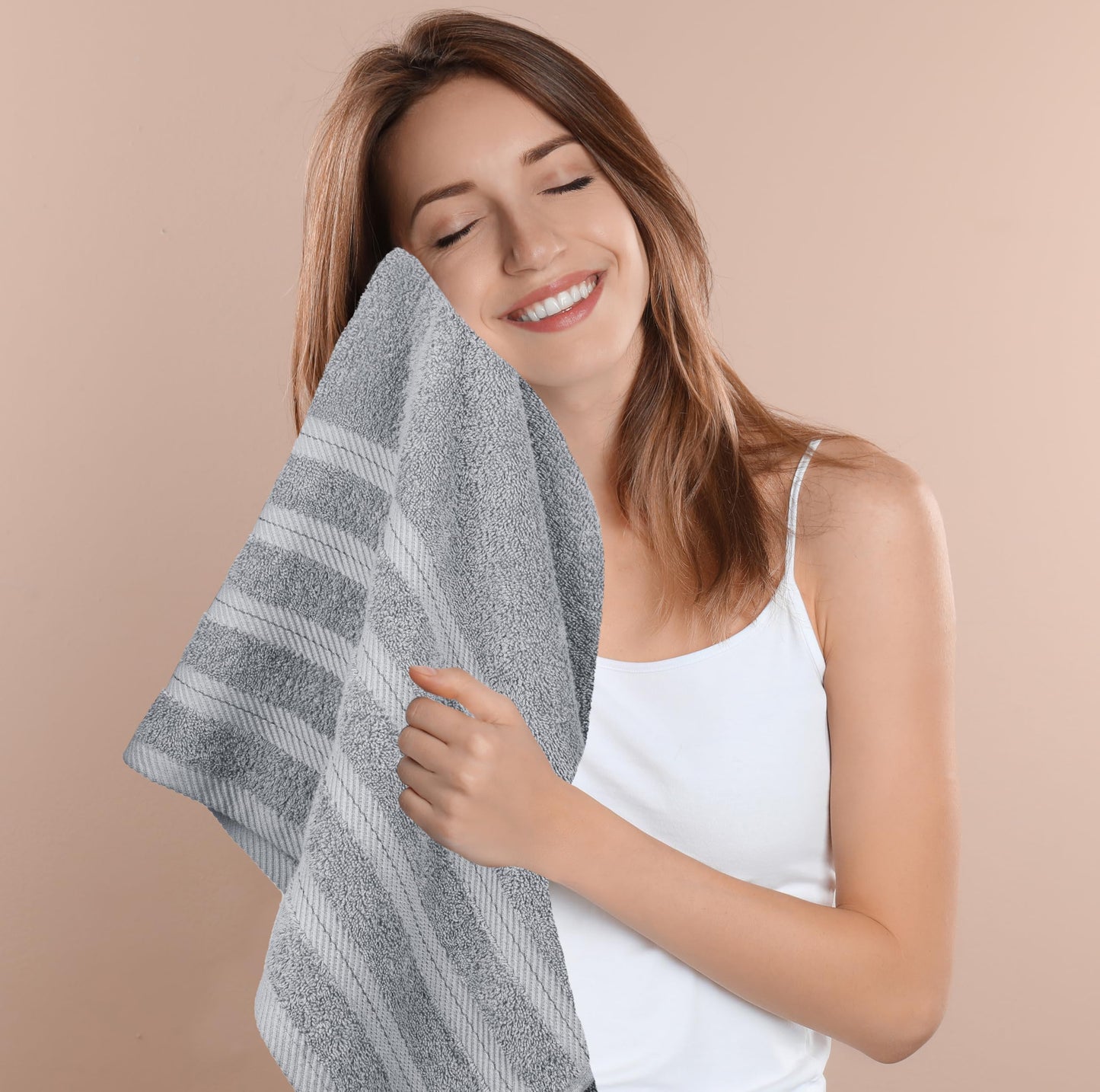Utopia Towels 4 Pack Premium Extra Large Bath Towels Set, (30 x 60 Inches) 100% Ring Spun Cotton, Lightweight and Highly Absorbent Quick Drying Towels, Perfect for Daily Use (Cool Grey)