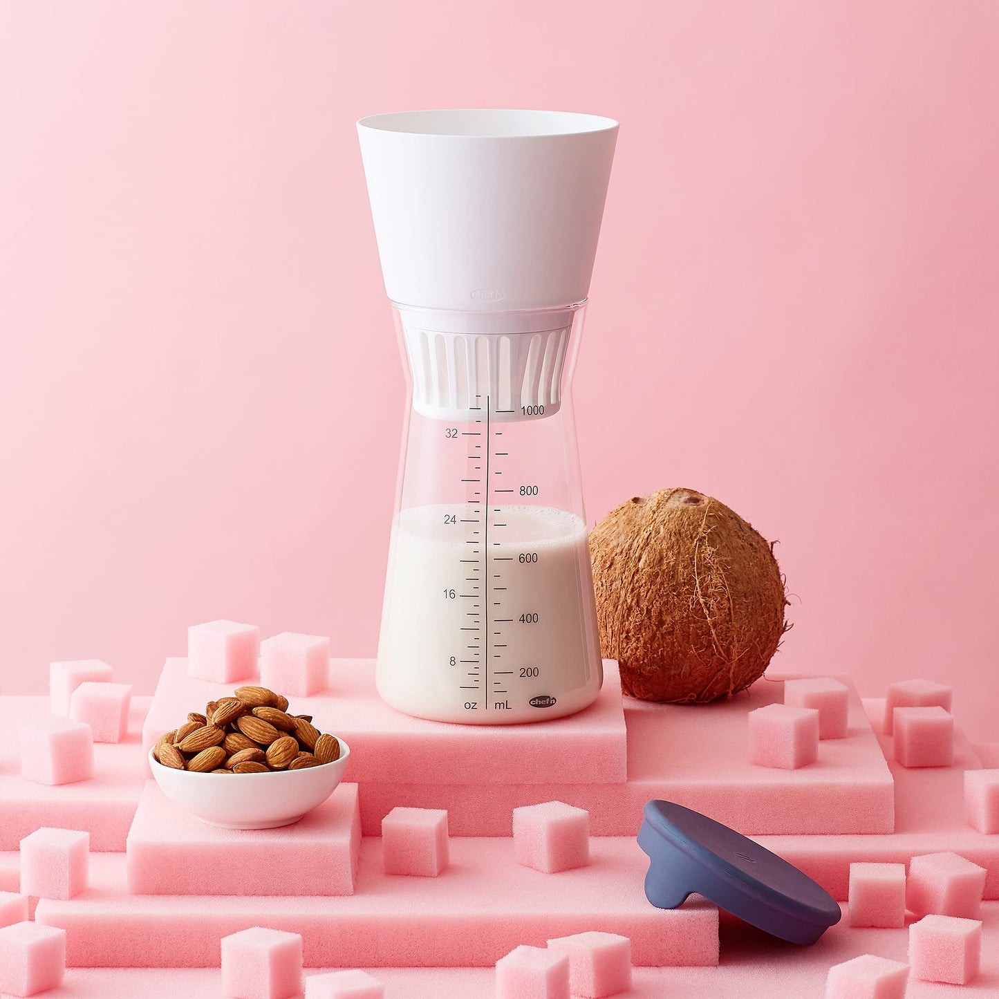 Chef’n Nut Milk Maker with Glass Carafe – Make Homemade Almond, Oat, Hazelnut, Soy, Coconut Milk – Includes Mesh Filter, Spill-Proof Lid, Recipe Book – Easy to Use, Dishwasher Friendly