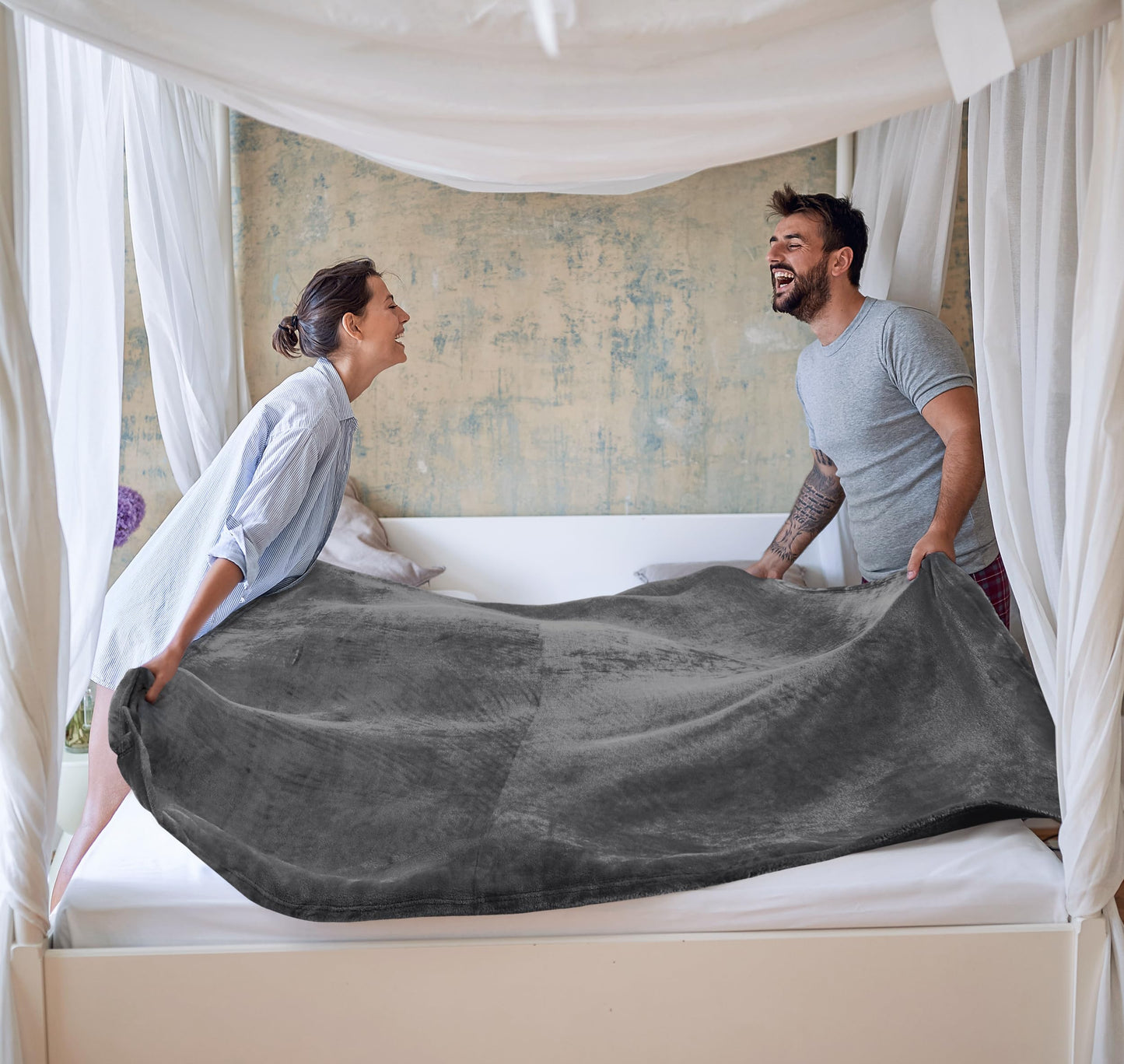 Utopia Bedding Fleece Blanket King Size Grey (90x102 Inches) Ultra Soft Warm Lightweight Microfiber Breathable Anti-Static Cozy Bed Blanket, All-Season Home Decor Gift for Men & Women