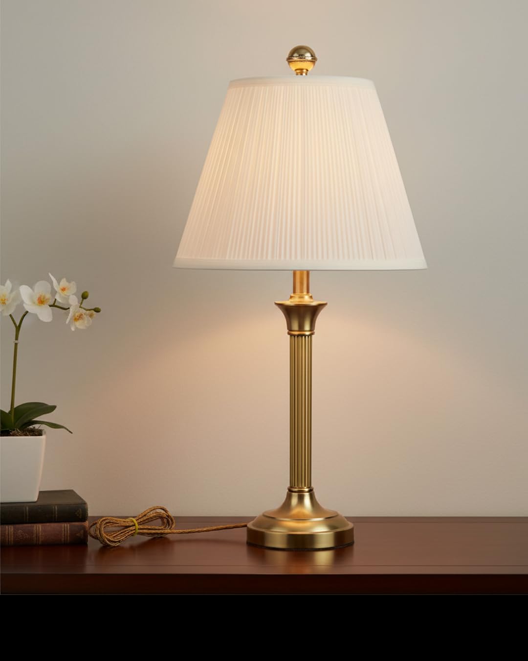 Aspen Creative 33055, Hardback Empire Transitional Spider Lamp Shade, Mushroom Pleated Pleated White, 7" Top x 13" Bottom x 10" Slant