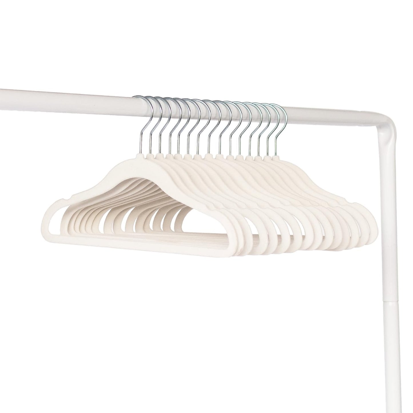 3 Sprouts Velvet Baby Hangers - Non-Slip Hangers for Infant and Toddler Clothes - Slim Space-Saving Design with Nordic Colors for Nursery - 50 Pack- Cream