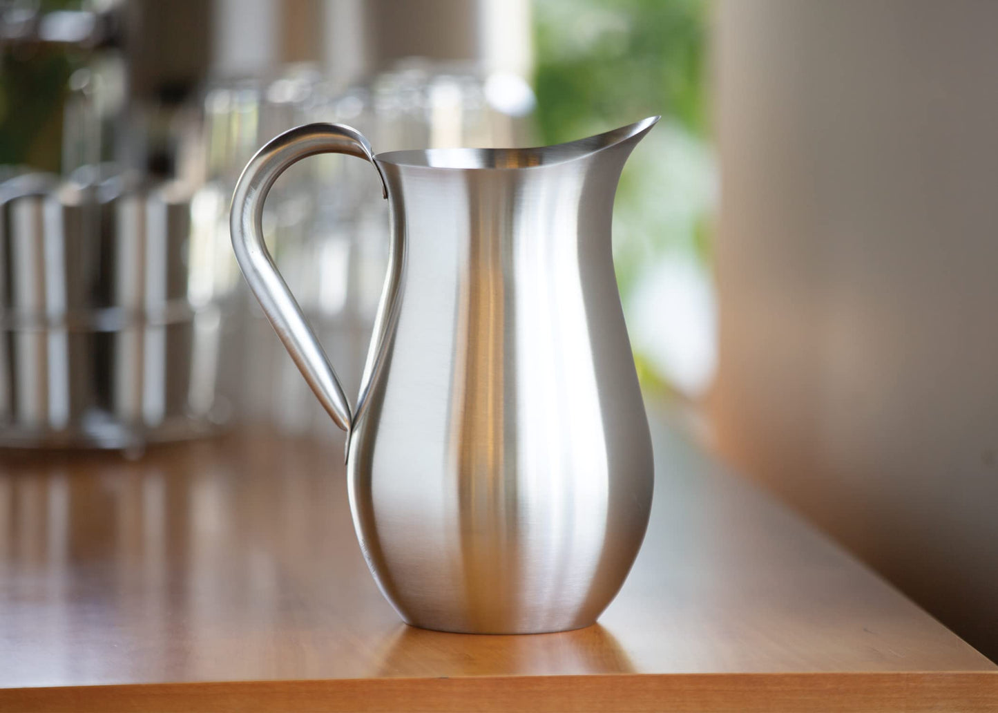 Service Ideas WPB2BSNG Water and Cold Beverage Pitcher, No Ice Guard, Bell Shaped, Stainless Steel, 2 Liter (67.6 Ounce), Dishwasher Safe, Brushed