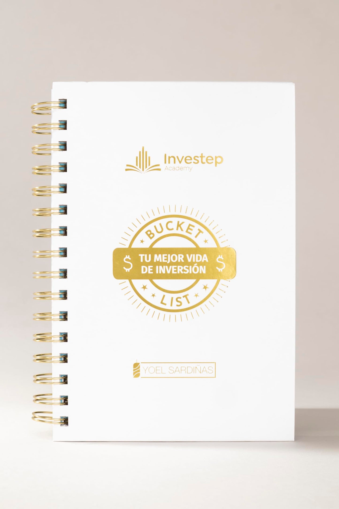 Bucket List – Tu Mejor Vida de Inversión | Journal de Metas Financieras y Crecimiento Personal | Investep Academy – Yoel Sardiñas (Grande (19 x 27 cm))