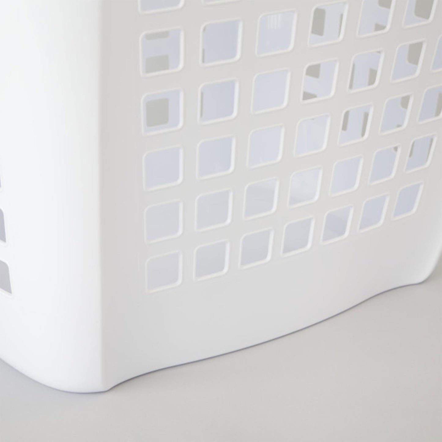 Sterilite Ultra Easy Carry Laundry Hamper, Comfort Handles to Easily Carry Clothes Between the Bedroom and Laundry Room, Plastic, White, 4-Pack