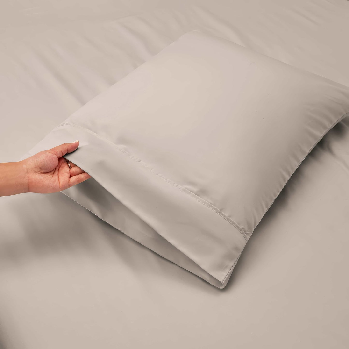 Nestl King Size Sheet Set, 4 Piece Extra Deep Pocket (18-24 inches), Microfiber, Hotel Luxury, Soft, Breathable, Wrinkle-Free, Easy to Care, Linen