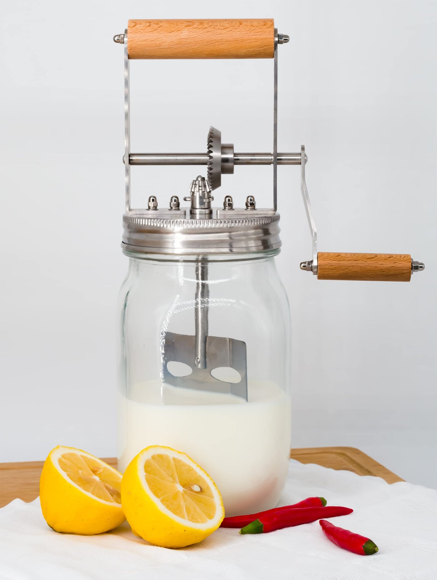 Aeaker Premium Butter Churner – Makes Fresh Homemade Butter in 10 Minutes | 32oz Glass Jar with Stainless Steel Paddle | Hand Crank Butter Maker | Easy to Use & Clean | Perfect for Family Kitchen Fun
