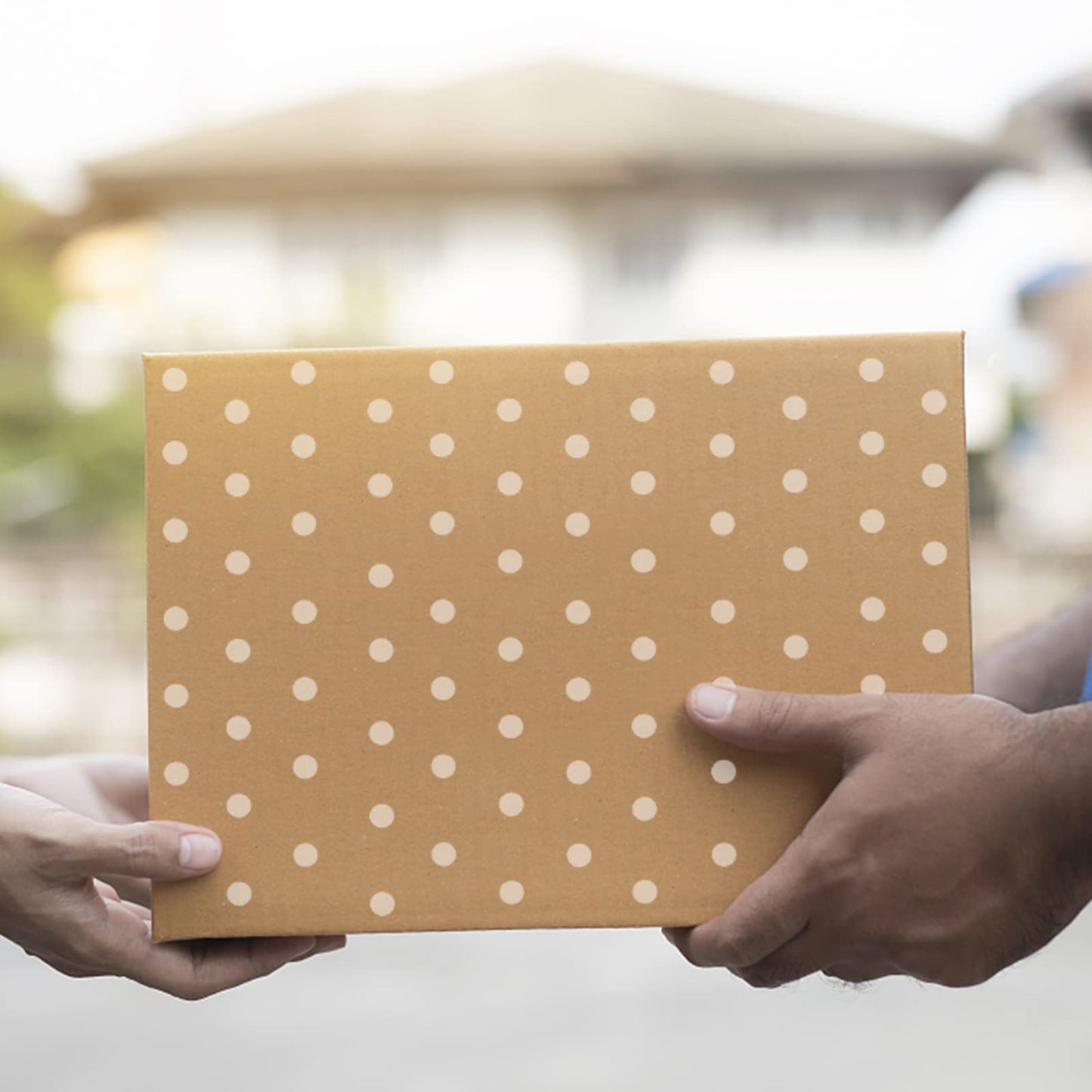 25 Pack Brown Corrugated Cardboard Mailer Boxes - Medium Mailing Boxes for Packaging, Shipping, Gift & Craft Packing, Recyclable (9" x 6" x 2")