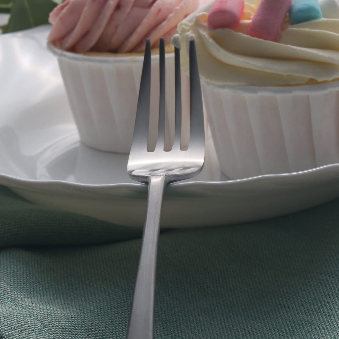 Alata Bailey 20-Piece Forged Stainless Steel Flatware Set Cutlery Set,Service for 4,Matte Satin Finish,Dishwasher Safe…