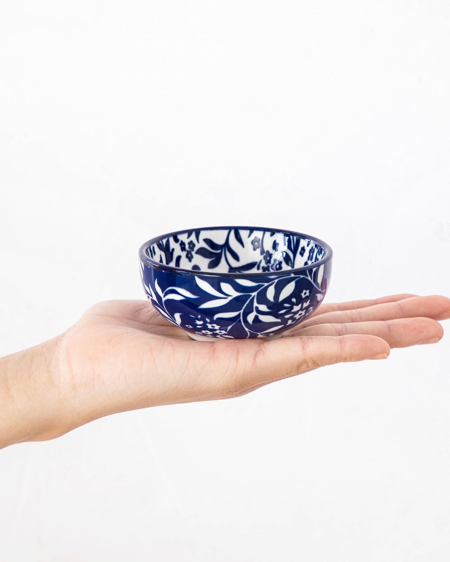 vancasso 2.7 Oz Ceramic Mini Dipping Bowls Set of 6, 3 Inch Small Dip Bowls for Sauce, Soy Sauce, Sushi, Condiments & Side Dishes, Chinoiserie Floral Style, Microwave & Dishwasher Safe, SELENE Series