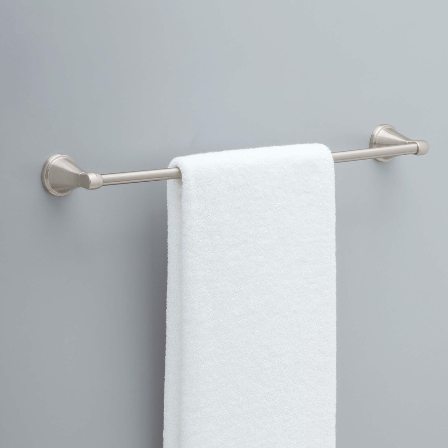 Delta Faucet Becker (1-Pack) 24" Bathroom Towel Rack/Bar, SpotShield Brushed Nickel, Wall Mounted BCK24-DN