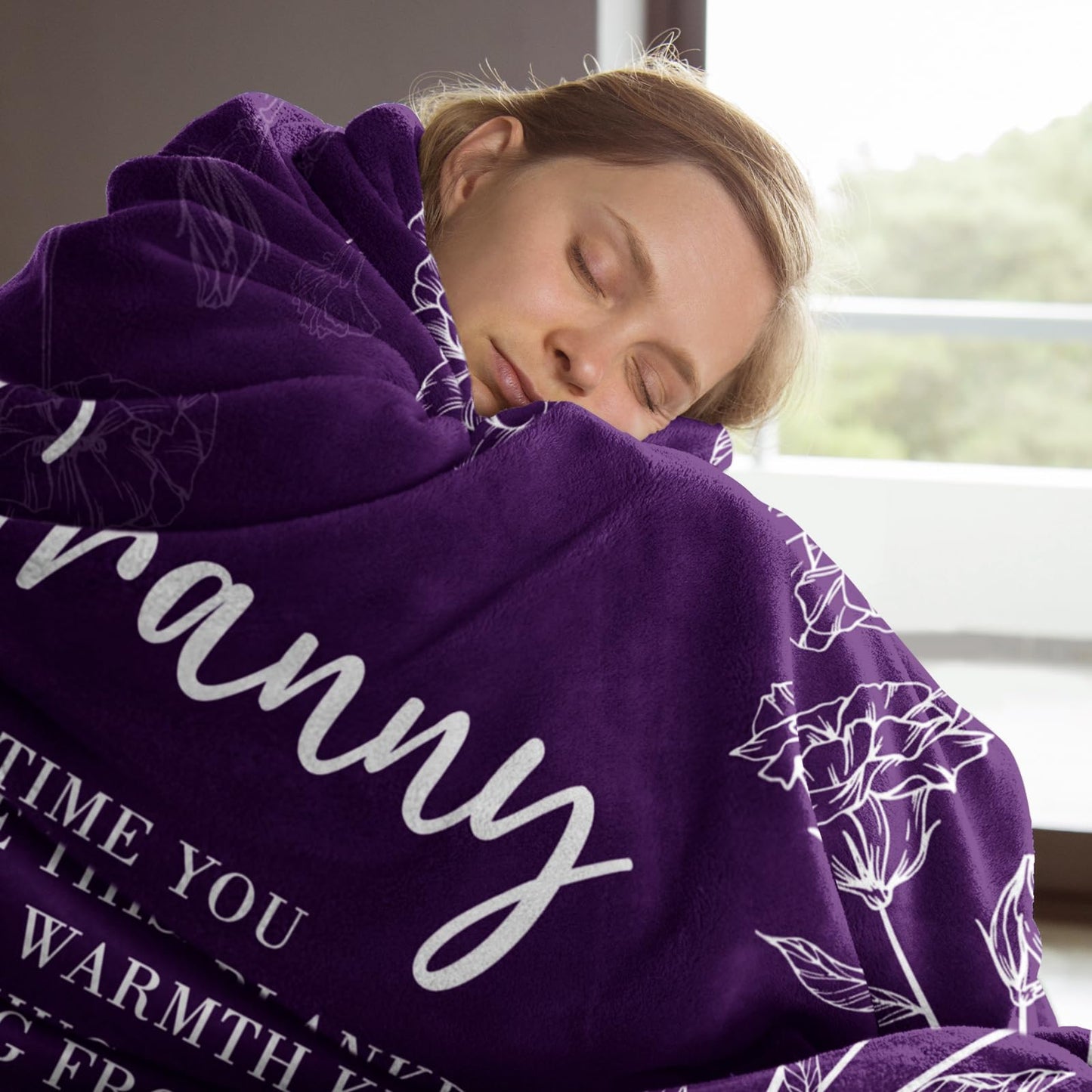 GiltGlimmer Granny Gifts for Grandma, Gifts for Granny, Granny Birthday Gift from Grandkids, to My Granny Grandma Throw Blanket 50" x 60", Purple