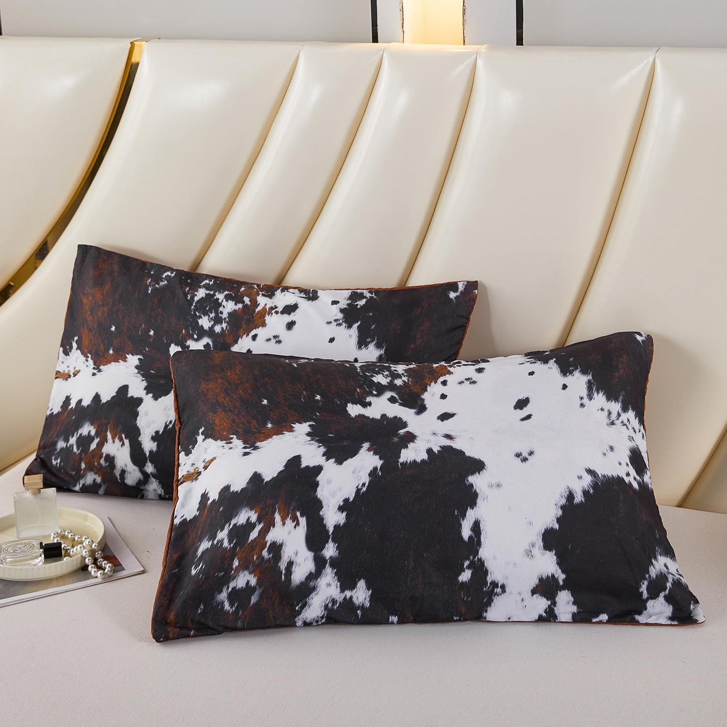PERFEMET Black King Size Comforter Set 3 Pieces Cow Print Bedding Set Western Farmhouse Rustic Bed Comforter Animal Cowhide Quilt Set for Bedroom Decoration