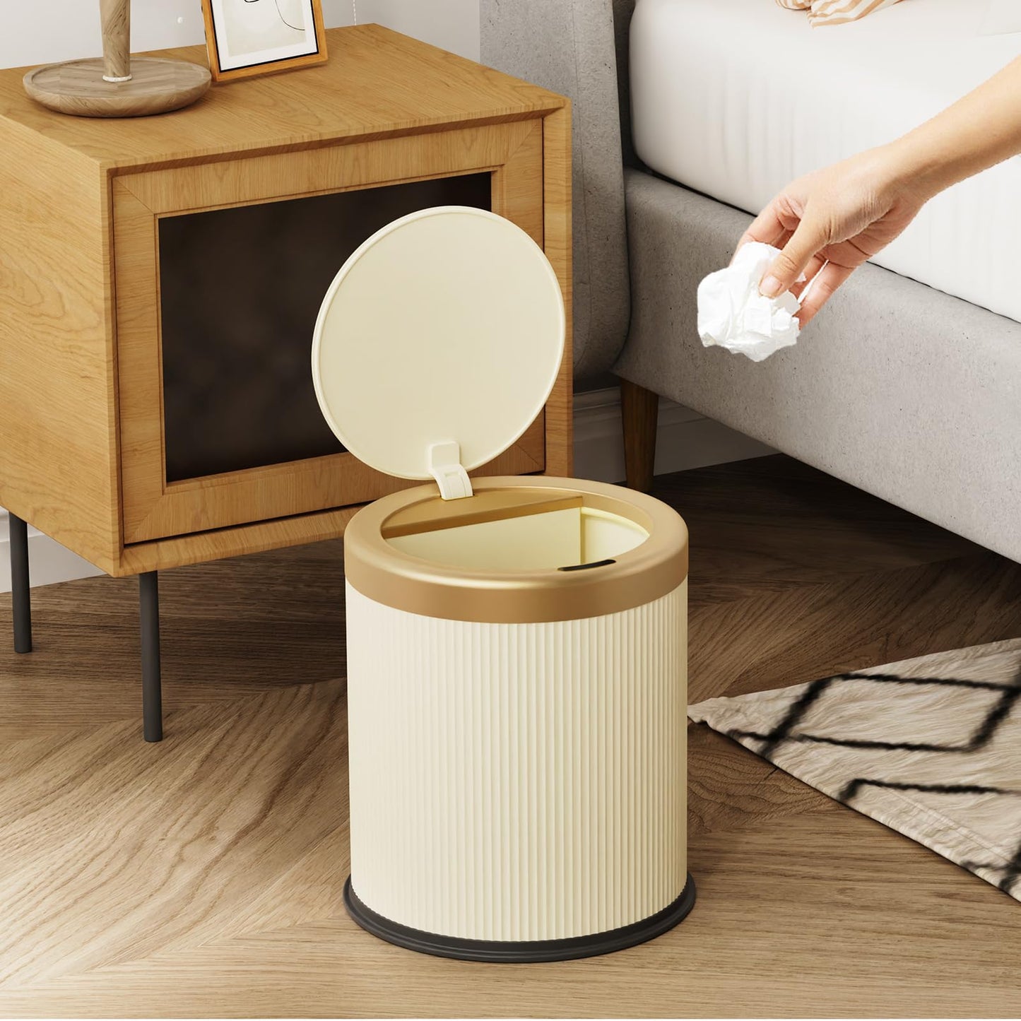 stonespace Bathroom Trash Can Automatic Touchless, Motion Sensor Trash Can for Bathroom, Office, Bedroom, 2.8 Gallon Dog Proof Garbage Can, Cream White