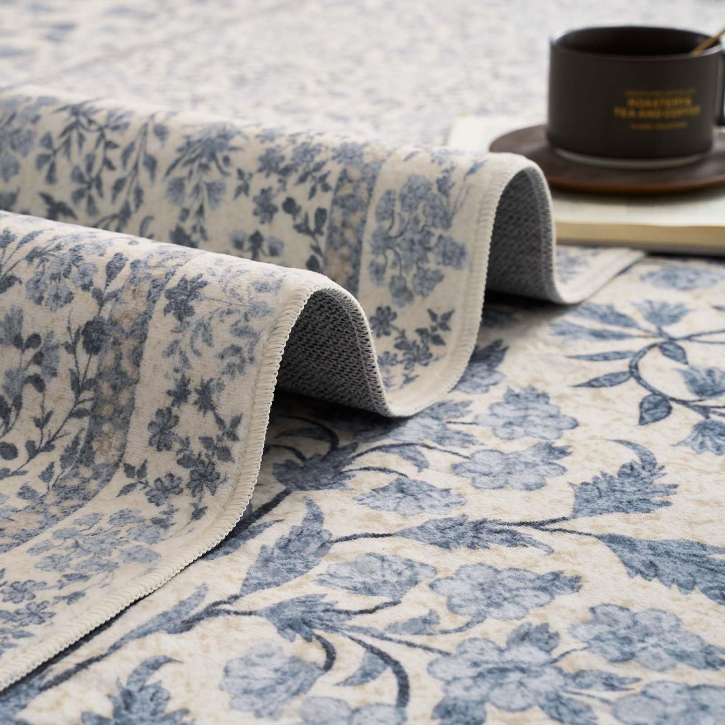 jinchan Zenith Floral Runner Rug 3x8 Washable Kitchen Runner Non-Slip Low-Pile Soft Carpet Runner Botanical Throw Rug for Hallway Entryway Laundry Room Bedroom Blue/Cream