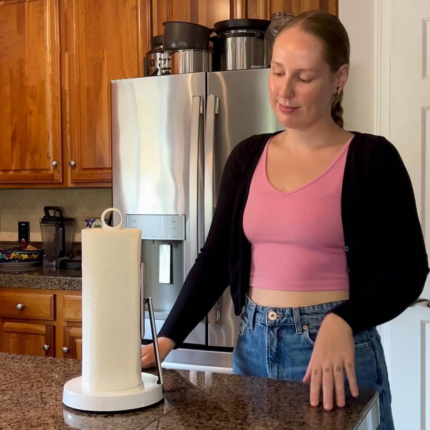 theaoo Heavy-Duty Stainless Steel Paper Towel Holder with Tension Arm – Easy One-Handed Tear, Modern Standing Countertop Dispenser for Kitchen, Holds All Paper Towel Rolls (1, White)