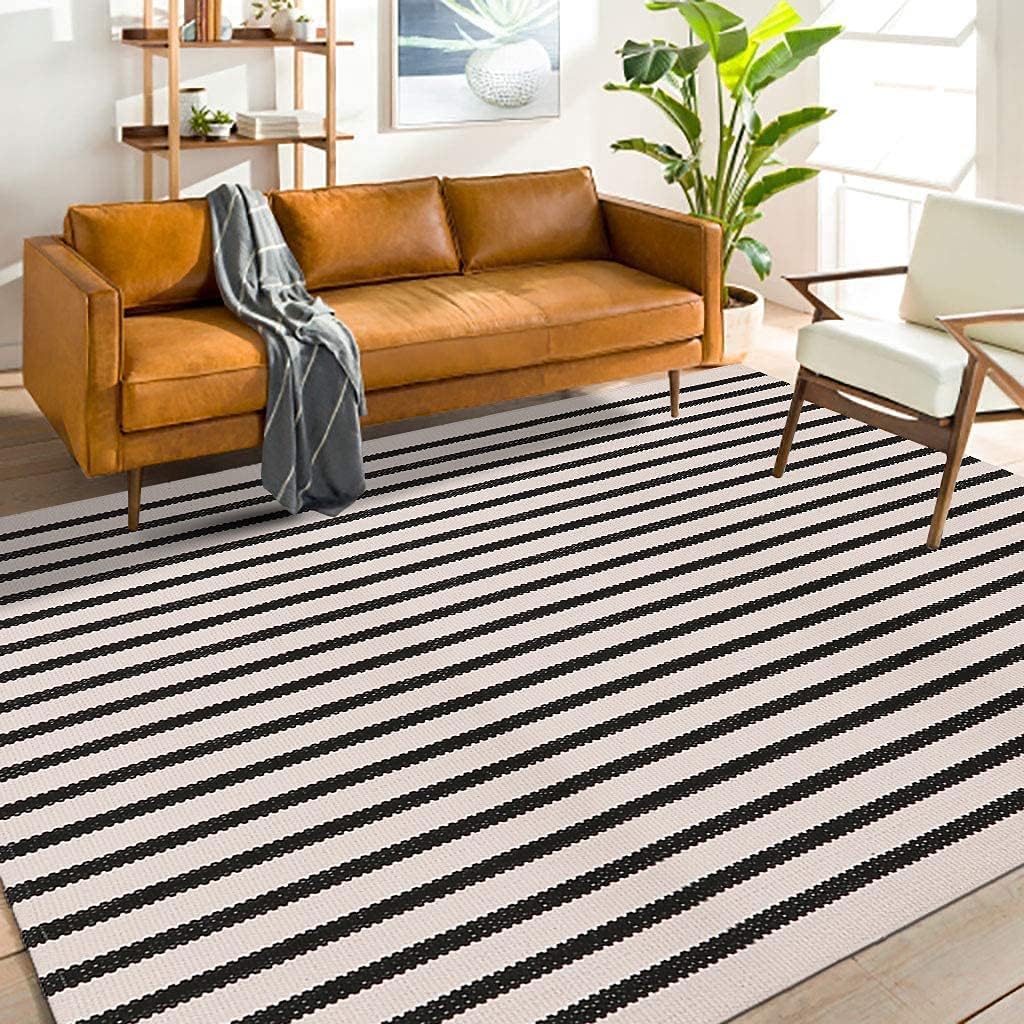 LEEVAN Outdoor Rug 4x6 ft Black and White Striped Patio Rugs, Washable Woven Cotton Boho Living Room Rug Farmhouse Collection Large Floor Carpet for Courtyard/Bedroom