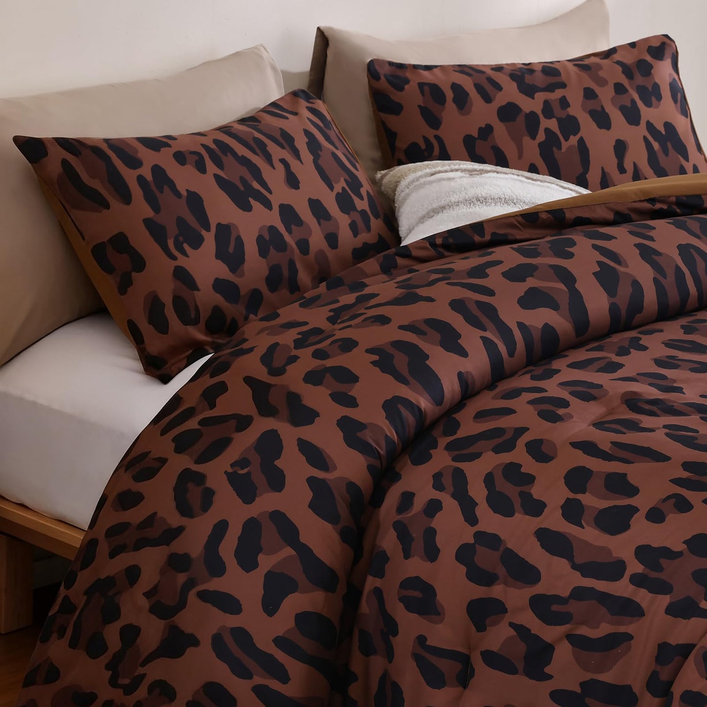 JANZAA Cheetah & Leopard Print Comforter Set Queen Size - 3 Pieces Animal Print Comforter Set, Fluffy Cozy Chic Faux Fur Brown/Pink Print Bedding Set with 2 Pillowcases for All Season