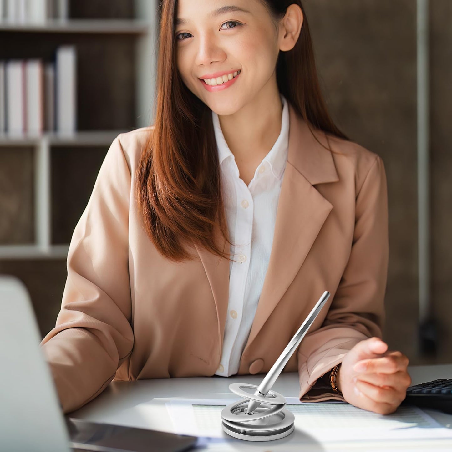 Magnetic Floating Pen with Spiral Stand, Silver, Levitating Display,Luxury Aluminum Alloy,Futuristic Design,Pen for Women &Men,Desk Decor,Gift for Boss,Boyfriend,Leader