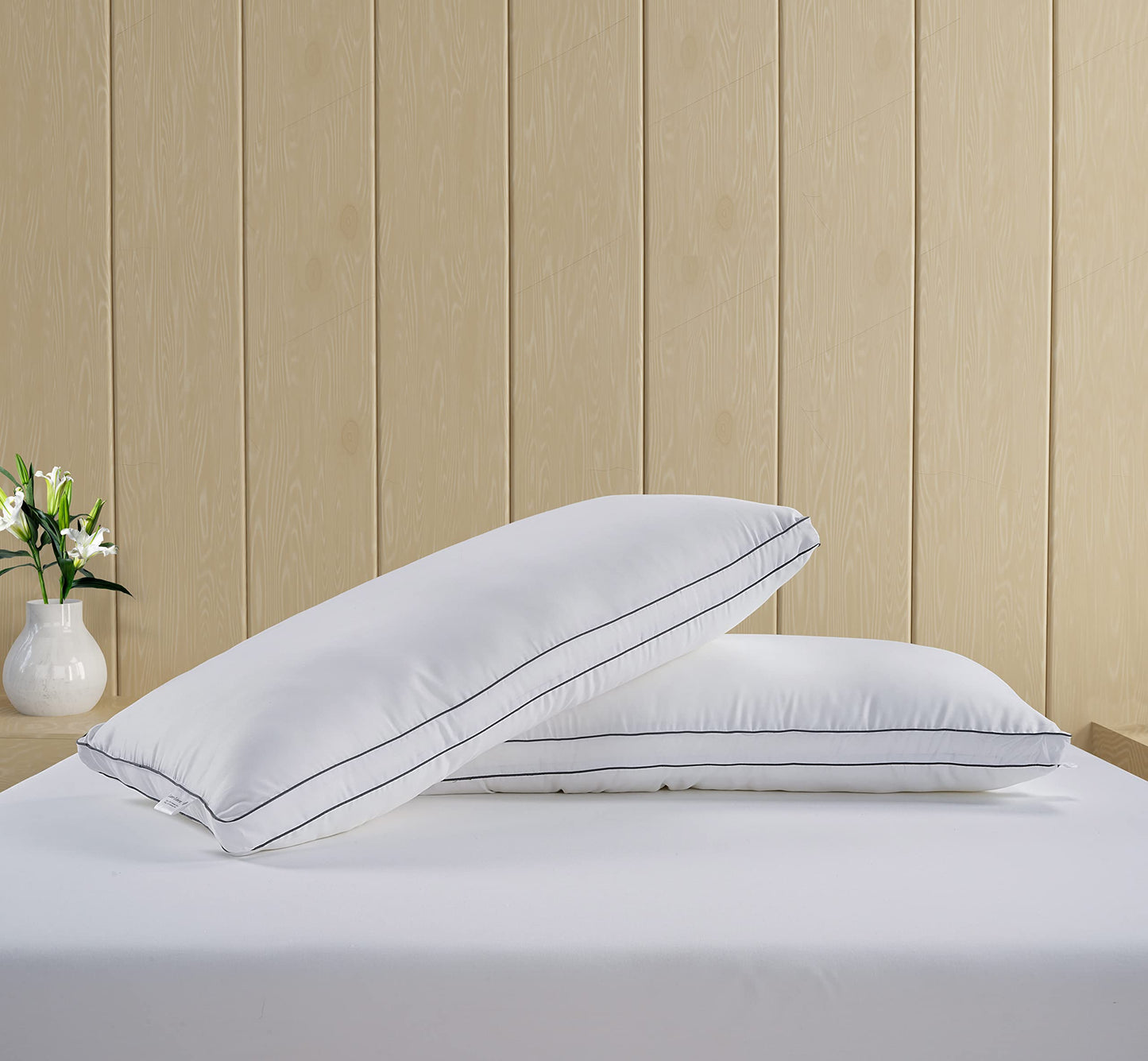 LANE LINEN Bed Pillows Standard Size Set of 4-20"x26" Medium Firm Down Alternative Pillows for Sleeping, Hotel Quality Back Stomach or Side Sleeper 4 Pack Pillow, Cooling Soft Easy Care - White