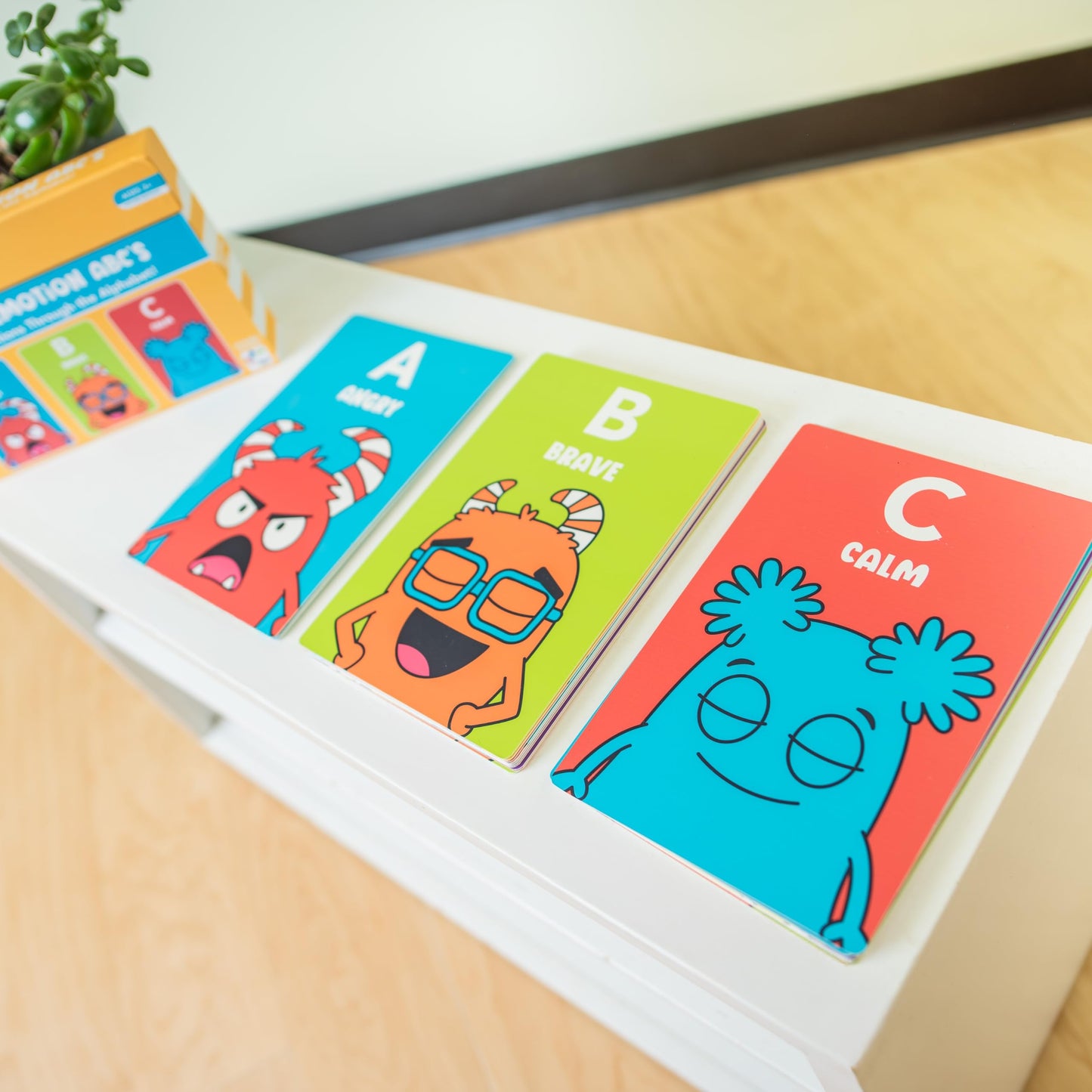 Open The Joy Jumbo ABC Emotion Cards for Kids Ages 3+ – Feelings Flash Cards A–Z, Social Emotional Learning SEL Toys, Emotional Intelligence & Vocabulary Learning for Preschool & Kindergarten