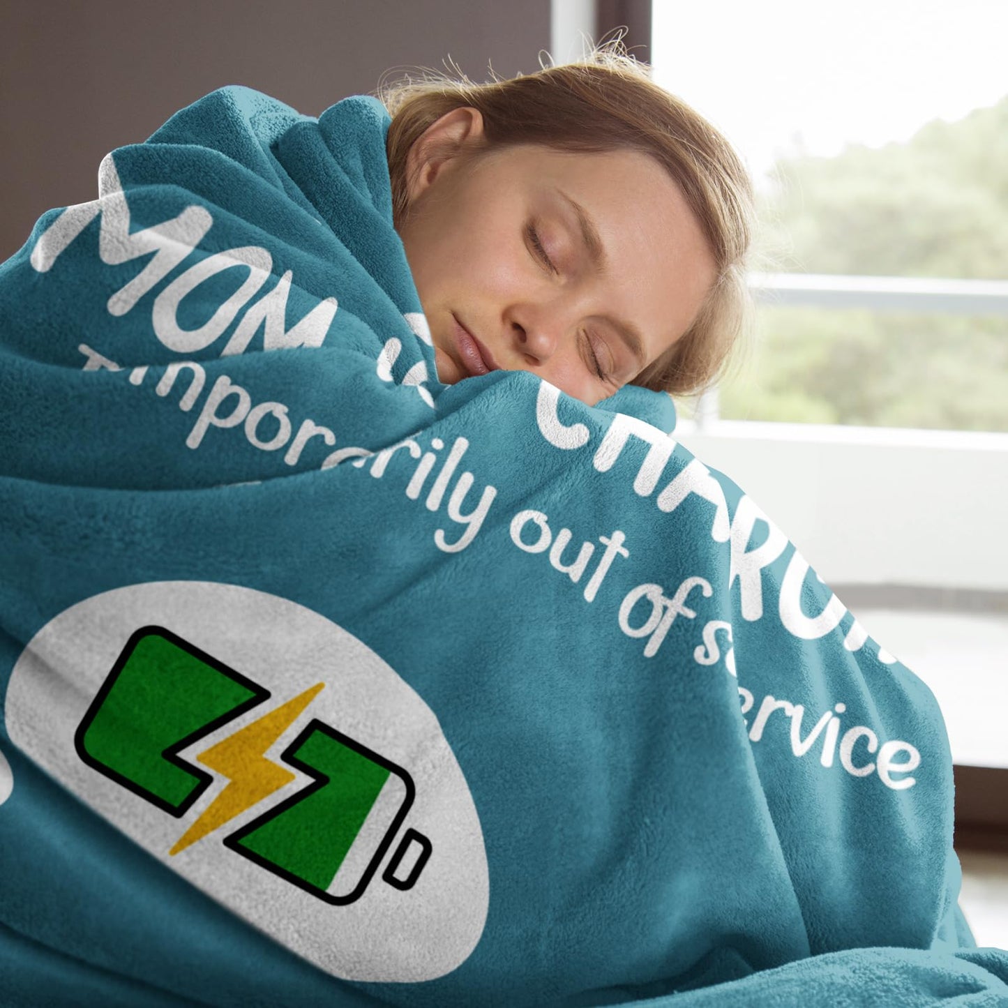 Craftique Mom Birthday Gifts, Funny Gifts for Mom- Mom's Charging Blanket- Moms Gift for Women from Daughter Son Husband, Super Soft Blanket Throw for Napping Travel, 80”×60”