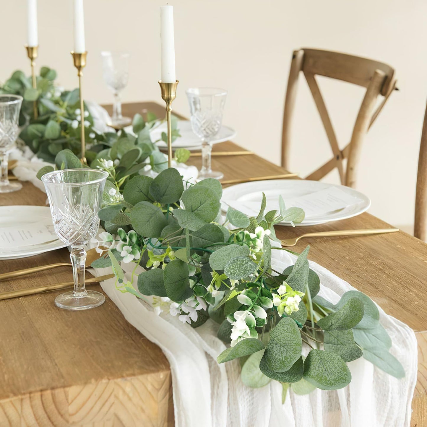 N&T NIETING 8 Pack Artificial Eucalyptus Leaf Garland, Faux Greenery Garland Decor 6 FT Summer Garlands, Fake Hanging Vines for Wedding Decoration Table Mantle