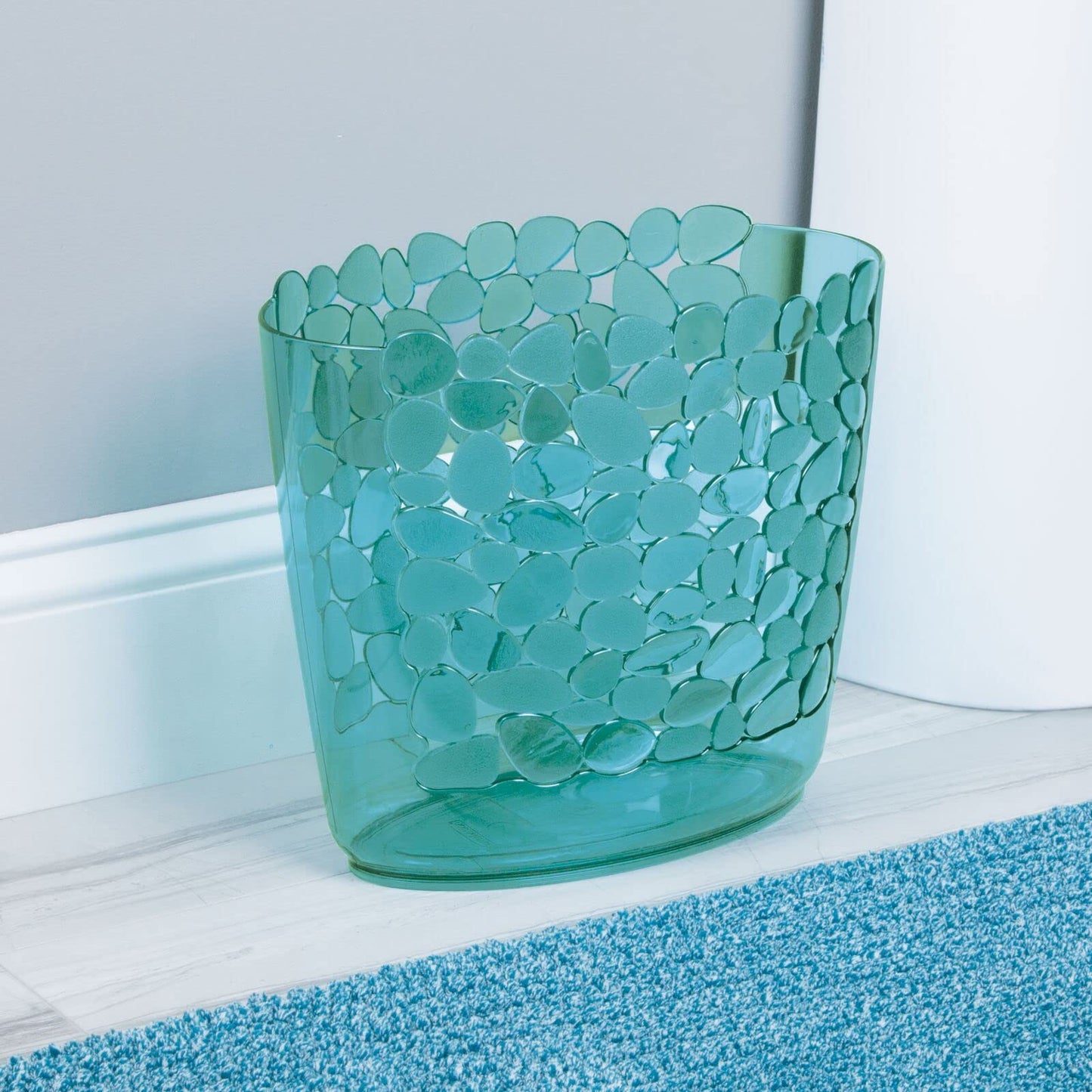 mDesign Plastic Slim Oval 2 Gallon Trash Can Wastebasket Garbage Bin - Decorative Themed Basket for Bathroom, Bedroom, Office - Hold Trash, Waste, Recycling - Pebbles Collection - Blue
