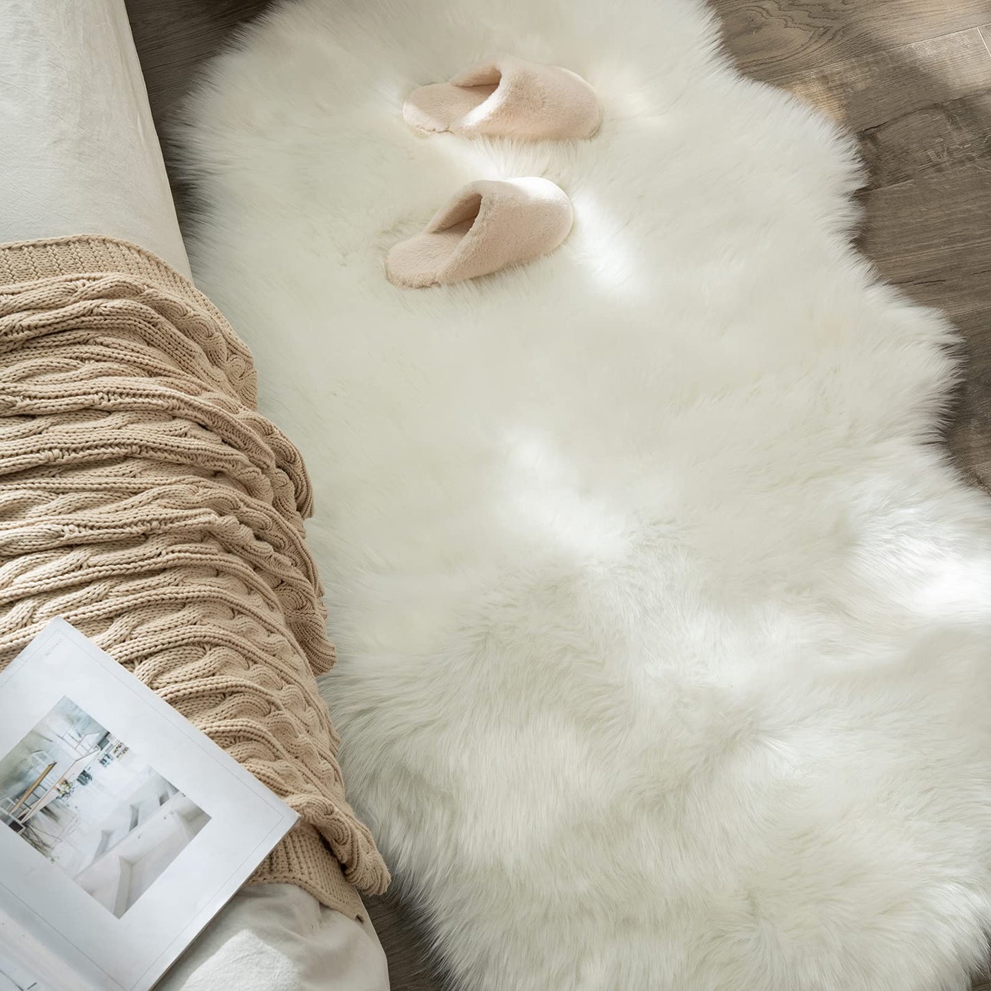 MIULEE Luxury Soft Fluffy Area Rug 3x5 Feet, Faux Fur Sheepskin Rug Decorative Plush Shaggy Carpet for Christmas Decor Bedside Sofa Floor, White