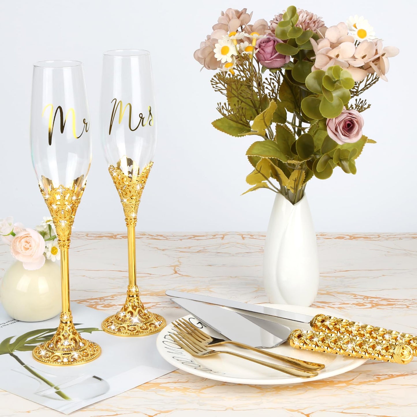 juciasouul 6 PCS Wedding Cake Knife and Champagne Flutes Server Set with Fork Mr and Mrs Champaign Flutes, Bride and Groom Champagne Glasses Crystal Rhinestone Wedding Toasting Glasses Parties