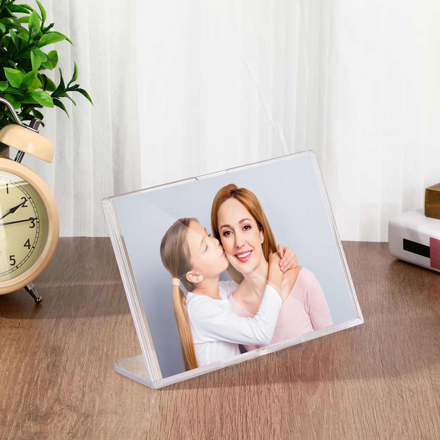 Yalikop 50 Pack Acrylic Sign Holder 4x6 Bulk Slanted Back Acrylic Holder Clear Plastic Picture Frames 4x6 Plastic Paper Sign Holders Clear Tabletop Stands for Display for Office, Home, Restaurant
