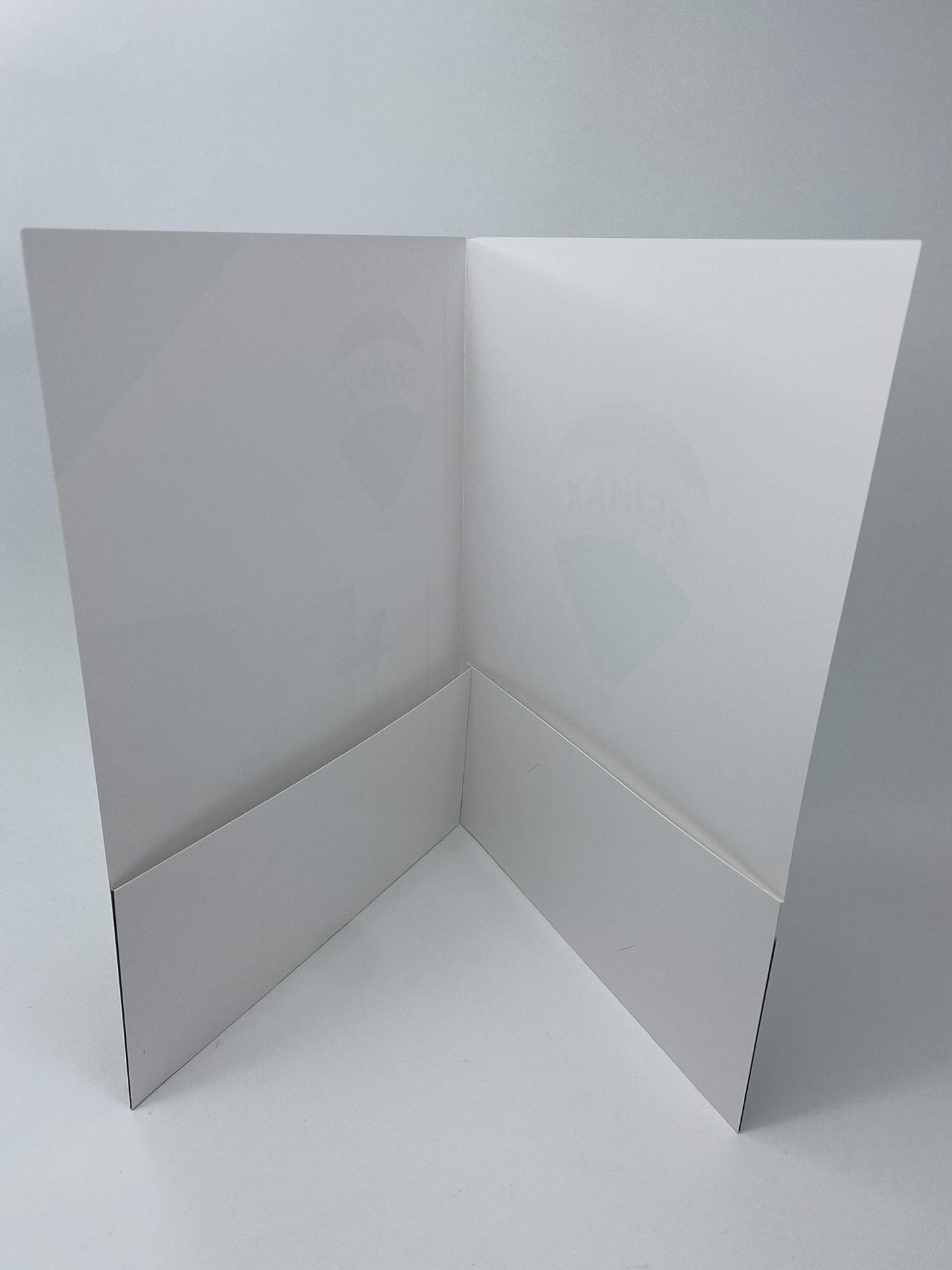 RE/MAX Folders Doorway 25 Pack