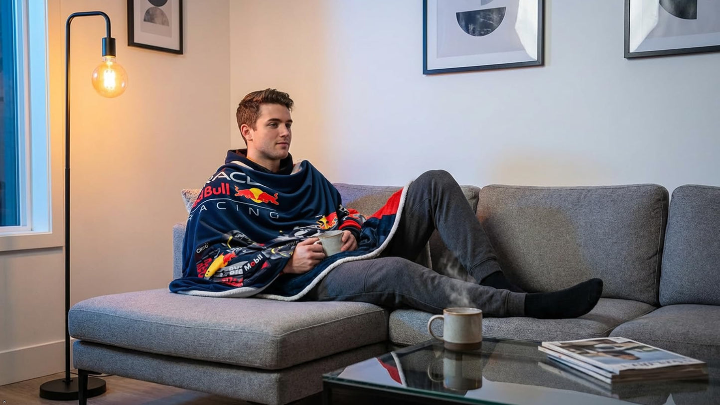 Character World F1 Oracle Red Bull Racing Official Fleece Throw Blanket 47x59 in, Soft Warm Polyester Blanket for Couch, Bed and Travel, Gift for Motorsport Fans