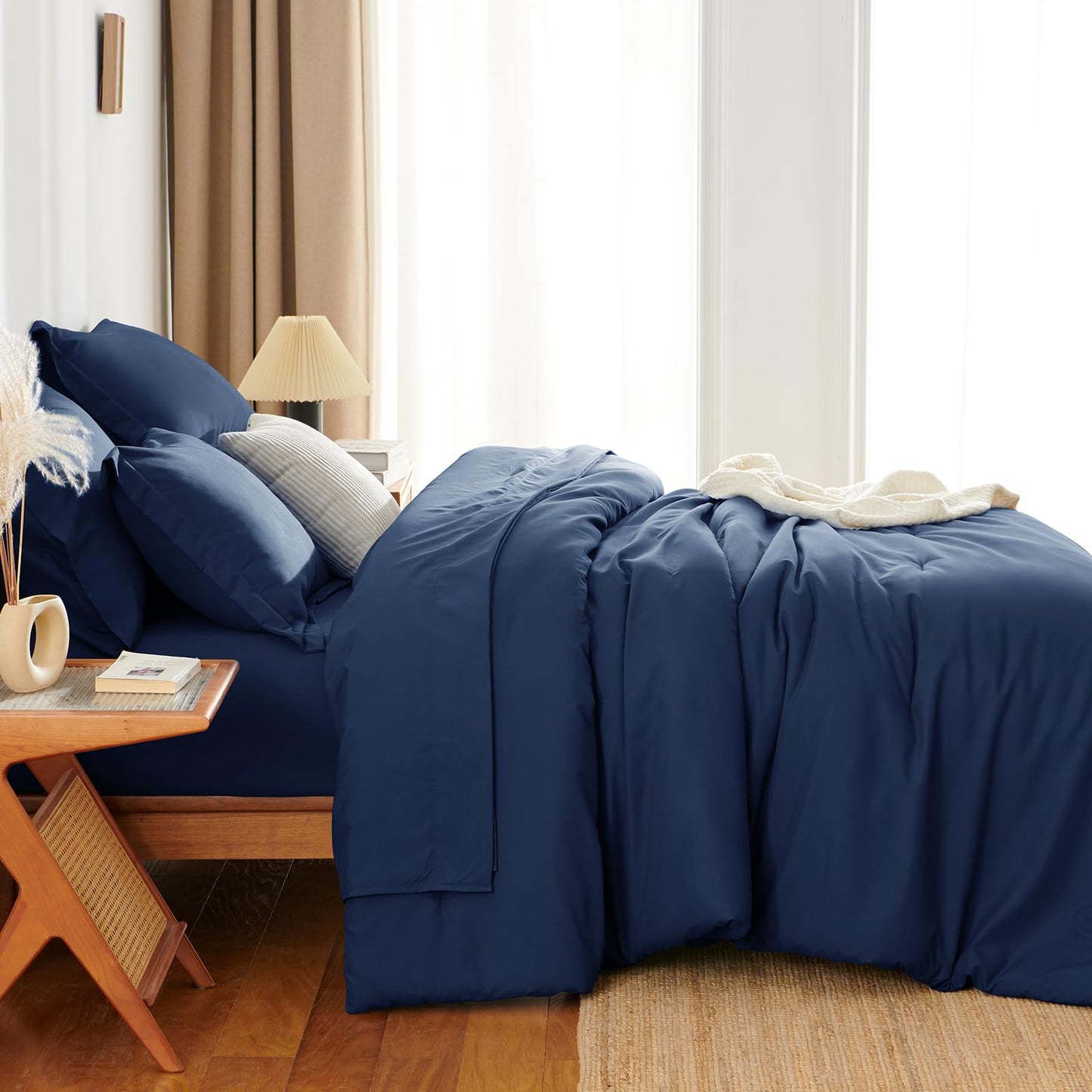 HIMEET Queen Comforter Set - 7 Pieces Bed in a Bag Queen Size, Luxury Comforter Set with Sheets for All Season, Bed Set with Comforter, Flat Sheet, Fitted Sheet, Pillowcases & Shams, Navy Blue