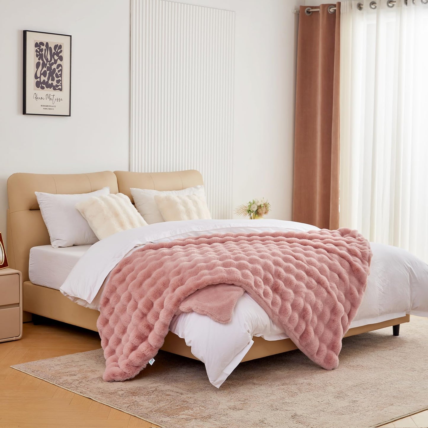 BENVWE Faux Fur Throw Blanket for Couch - Fluffy Soft Thick Bubble Blanket for Living Room Home Decor - Mothers Day Birthday Gifts for Women, Dusty Pink, 51" x 63"