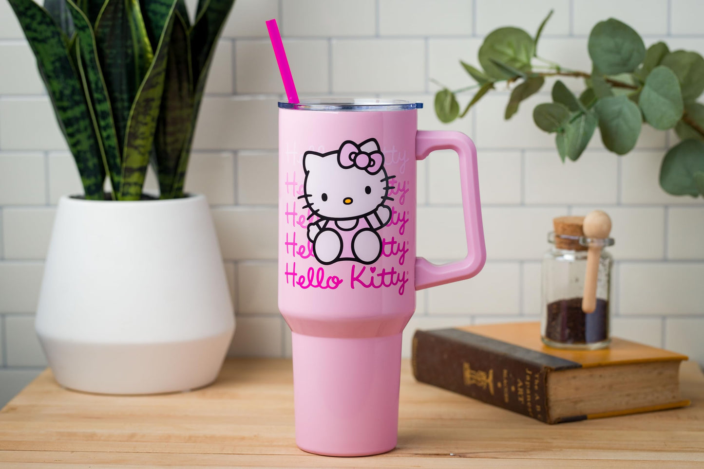 Silver Buffalo Sanrio Hello Kitty Waving Double Walled Stainless Steel Tumbler with Handle and Straw, Fits in Standard Cup Holder, 40 Ounces