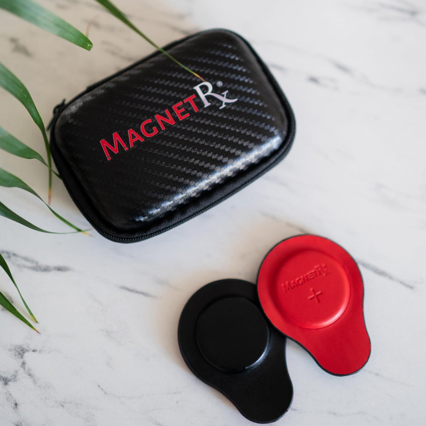 MagnetRX® Biomagnetic Magnet Kit – Imanes terapeuticos de neodimio para biomagnetismo – Dr Goiz Magnets for Bio Magnet Pair – Leather Coated Neodymium Biomagnetic Therapy Magnets (Medium | 2 Units)