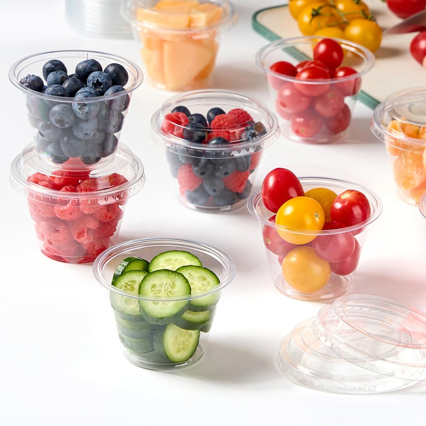 Jycnolm 100 Pack 6 oz Plastic Dessert Cups with Lids, Small Plastic Yogurt Parfait Cups, Mini Round Party Serving Cup for Pudding, Fruit, Cake, Appetizer, Dessert Shot Glasses