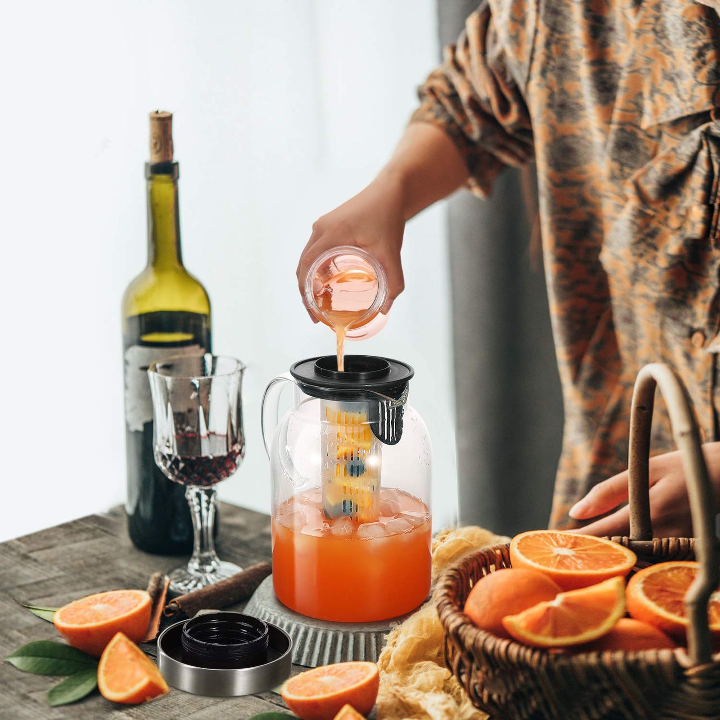 Glass Water Pitcher, Fruit Infuser Pitcher with Removable Lid, High Heat Resistance Infusion Carafe for Hot/Cold Water, Flavor-Infused Beverage & Iced Tea - 2 Qt