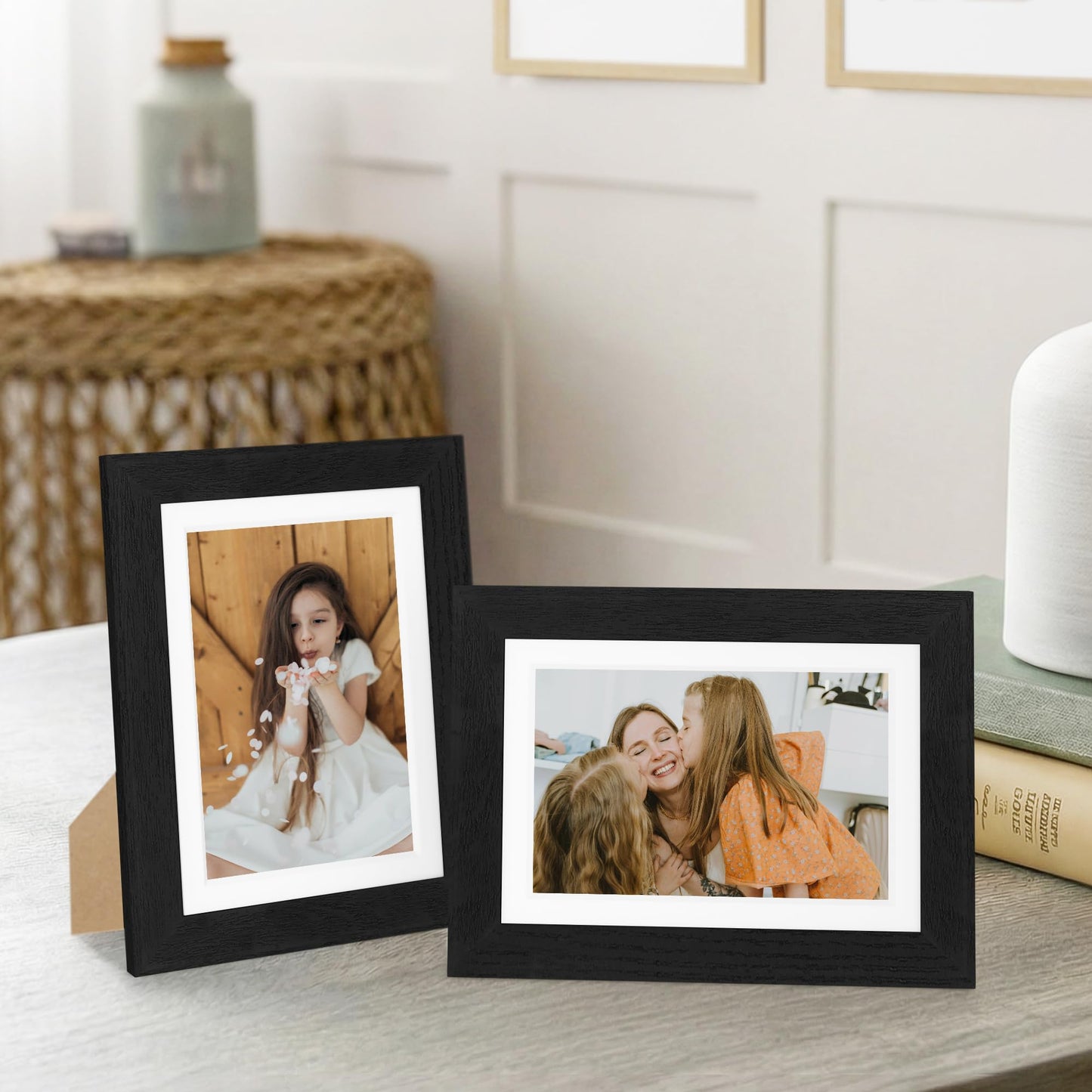 Vittanly 5x7 Picture Frames Set of 12, Display 4x6 Pictures with Mat or 5x7 without Mat, Engineered Wood with Shatter Resistant Plexiglass, Wall or Tabletop Photo Frames, Black
