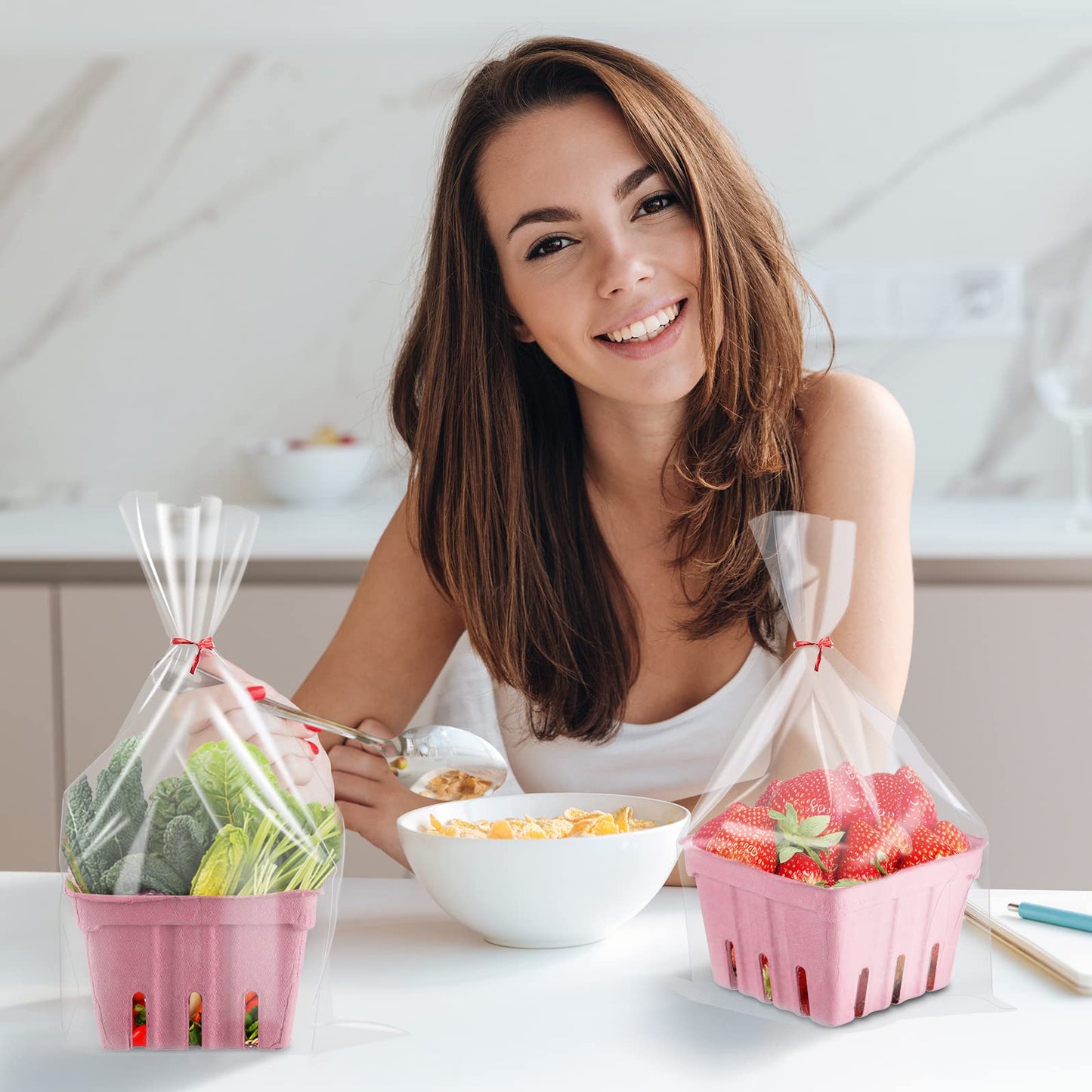 Amyhill 100 Pack Pink Pulp Fiber Berry Basket Set Include 100 Strawberry Fruit Basket and 100 Clear Packaging Bags with 100 Tie Strips Small Berry Container for Farmer Market Produce Storage