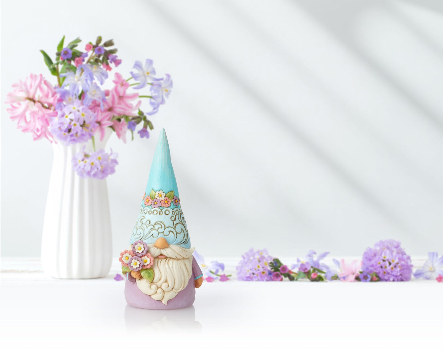 Enesco Jim Shore Heartwood Creek Gnome Holding Flowers Figurine- Stone Resin Hand Painted Crafted Collectible Decorative Gnomes Figurines Home Decor Statue, 7 Inch