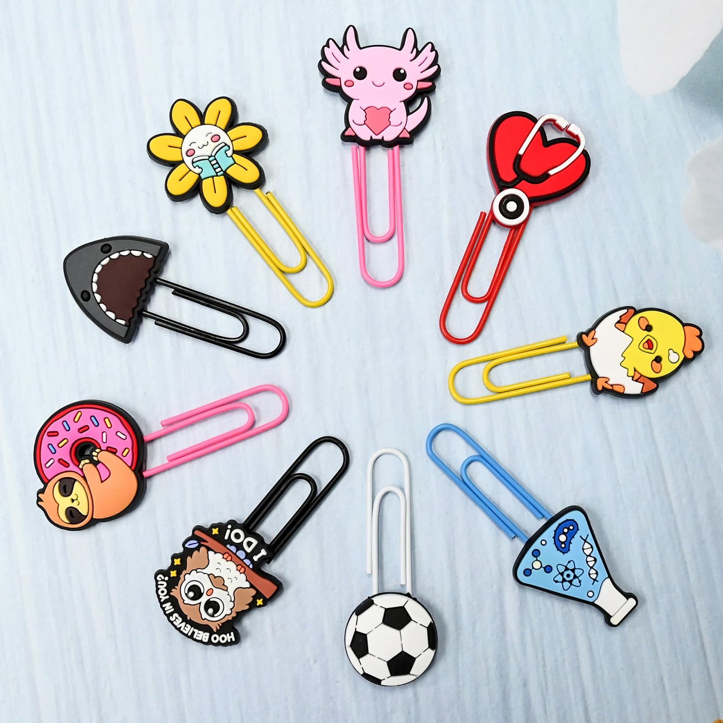 200 PCS Random Paper Clips Metal Paperclip Large Size Paper Clip Cute Bookmark Colorful Office Supplies Bookmark Clamp Desk Accessories Stationery Gifts