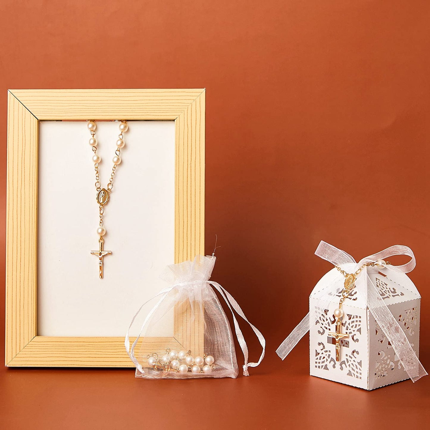 Bonuci 50 Packs Baptism Favors Set Acrylic Rosary Beads Faux Pearls with Organza Bags and Cross Baptism Favor Boxes Recuerdo De Boda Y Bautizo for Christening Weddings Party Favors(Gold,Pearl)