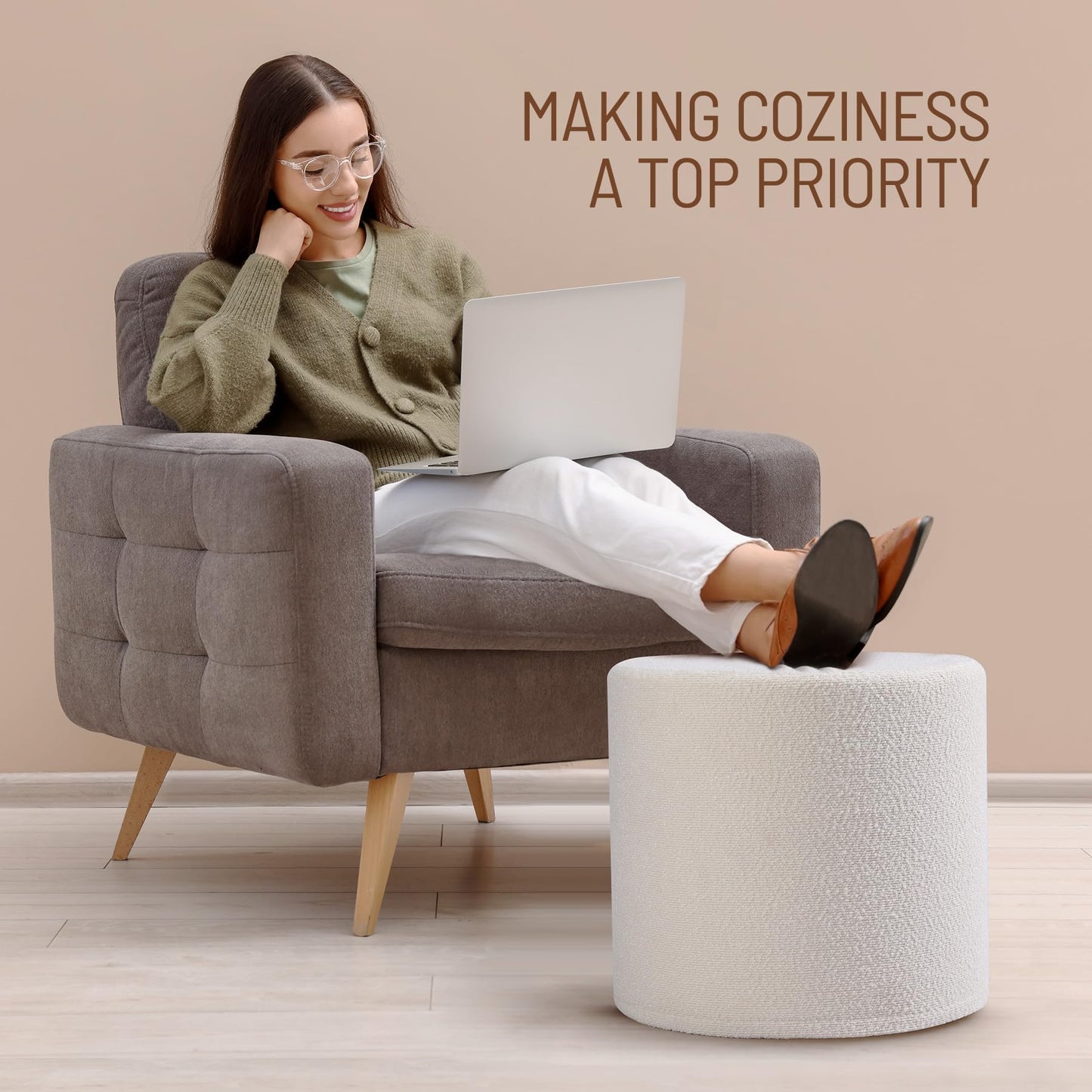 KKdema White Round Ottoman Foot Rest Stool – Clean Boucle Fabric Footstool with Soft Foam Filling, Lightweight Modern Pouf for Minimalist Living Room, Bedroom, Office – Pure White