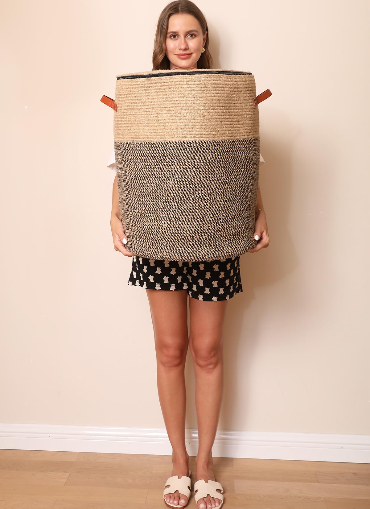 Extra Large Cotton Rope Storage Basket with Lid and Zipper, Versatile Laundry Hamper and Cloth Bin for Clothes, Towels, Blankets, Living Room Organization (Jute, 16"x20")