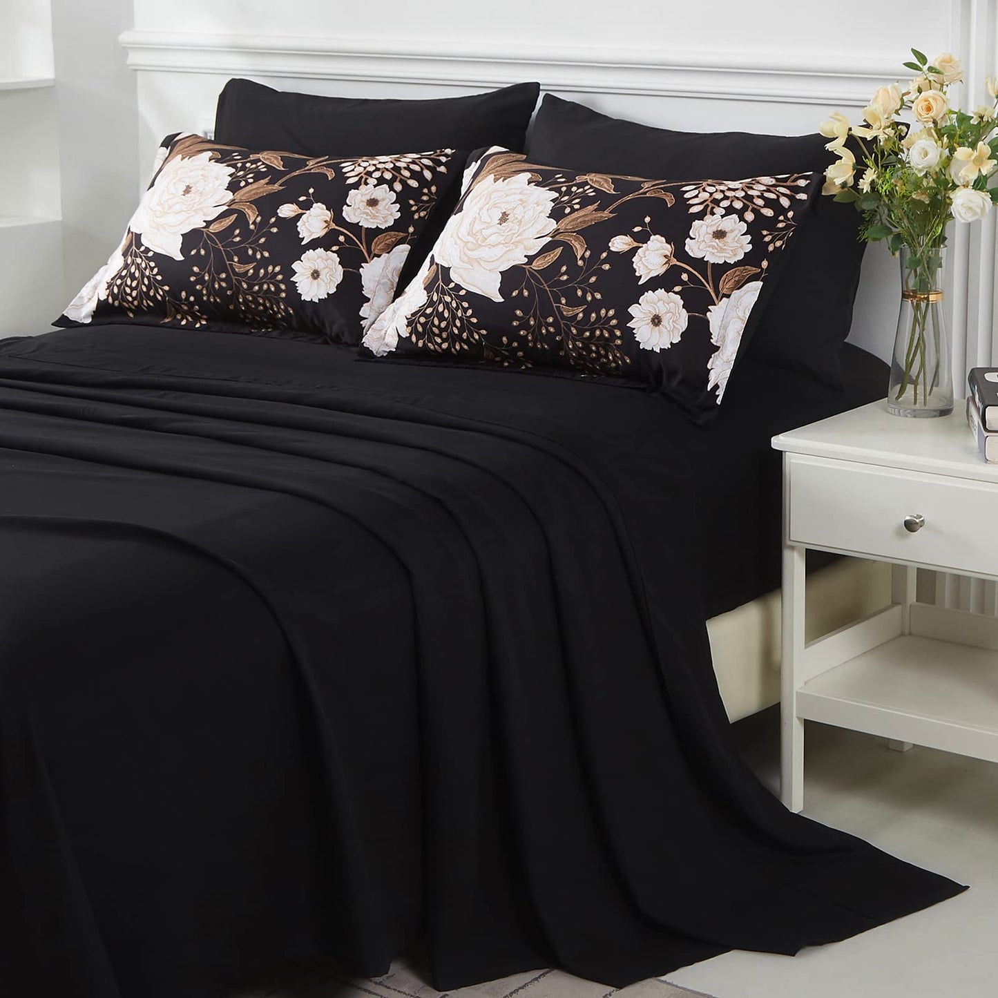 Yogeneg 7 Piece Bed in a Bag King Size Comforter Set Botanical Floral Bedding Set,White Flower Leaves Printed on Black Reversible Design,Soft Microfiber Comforter with Sheet Set,All Season(Black,King)