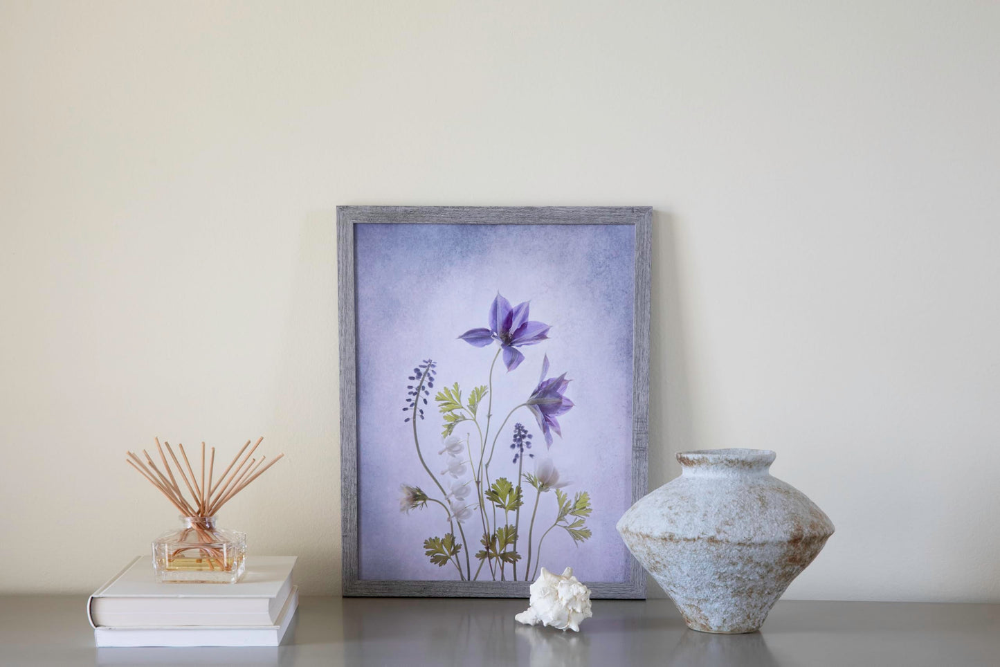 CozyWel Rustic Farmhouse Textured Ceramic Vase, Handcrafted Distressed White Pottery Flower Vase for Centerpiece, Decorative Vases for Living Room, Kitchen, Bedroom, Office Decor, Gift & Weddings
